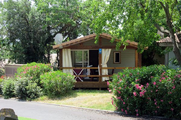 chalet-bois-pezenas-exterieur