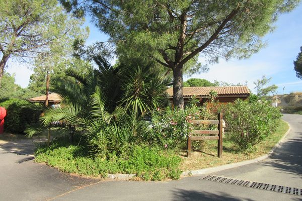 terrain-camping-castelsec-pezenas