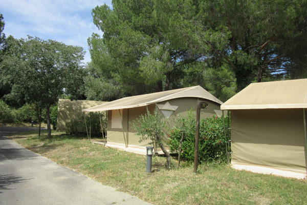 lodge-toile-location-pezenas3